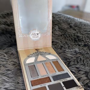 Nightingdale Eyeshadow Palette